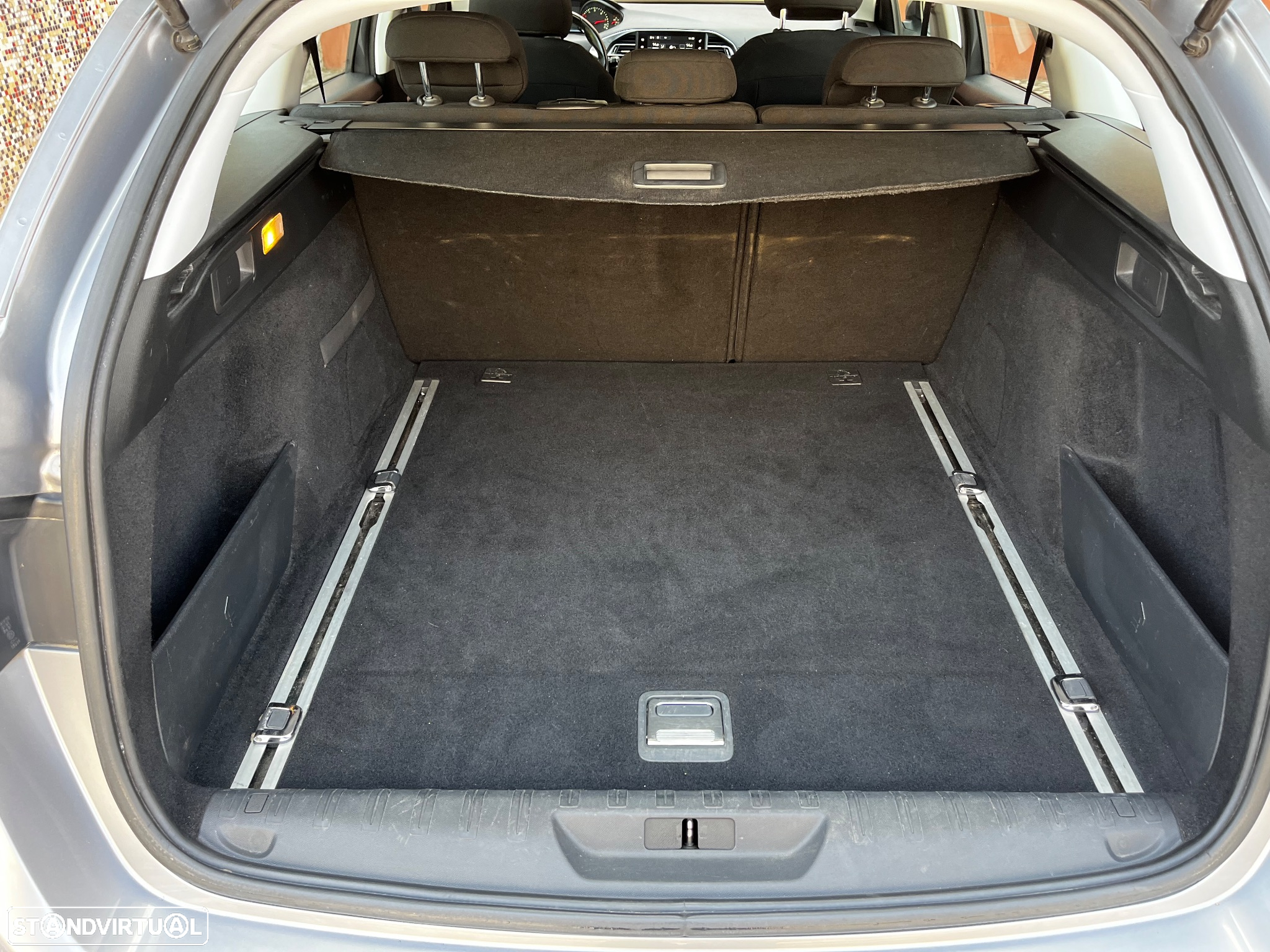 Peugeot 308 SW 1.6 e-HDi Allure - 8
