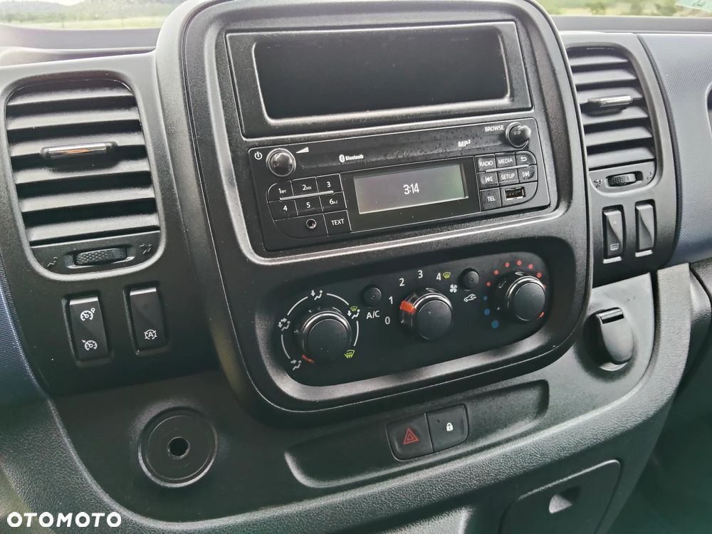 Opel Vivaro - 7