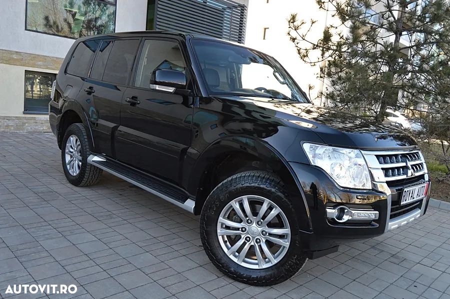 Mitsubishi Pajero 3.2 DI-D Instyle - 9