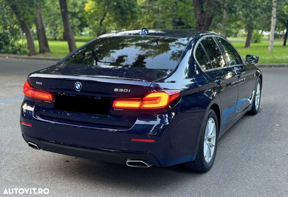 BMW Seria 5 530i xDrive Aut. Luxury Line - 4
