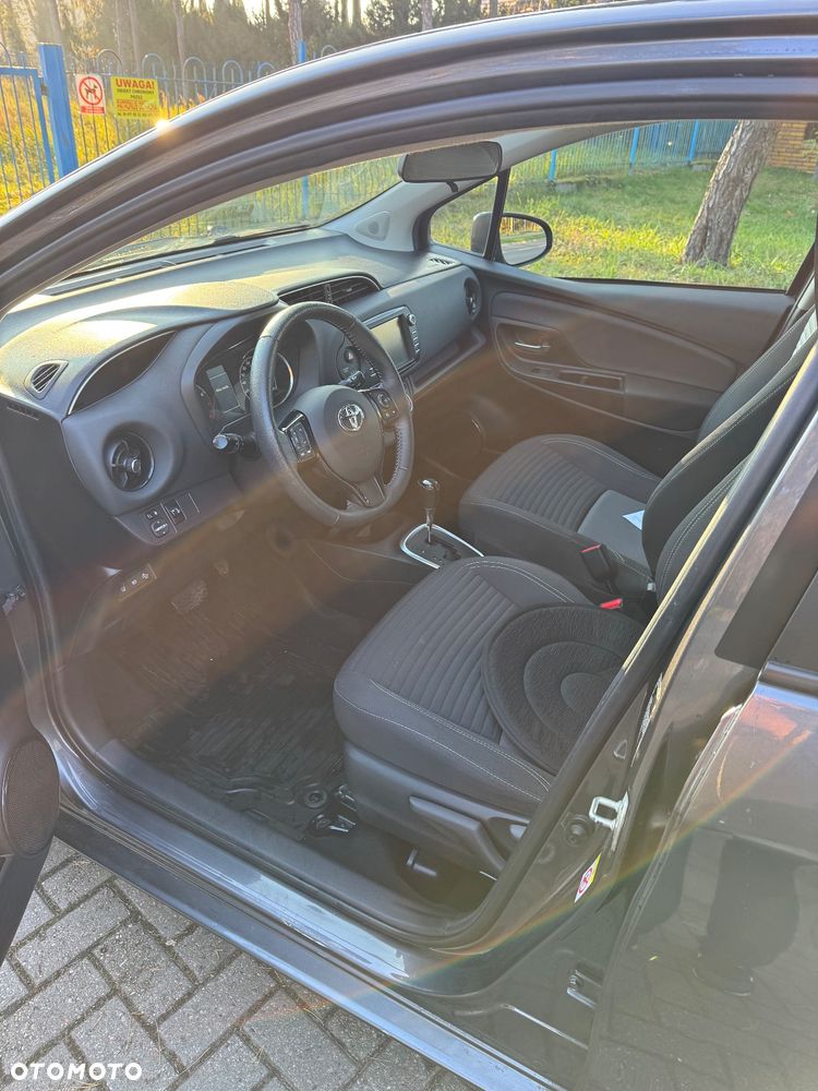 Toyota Yaris 1.5 Premium CVT - 7