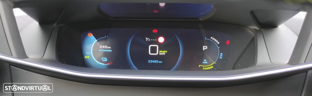 Peugeot e-208 GT - 40