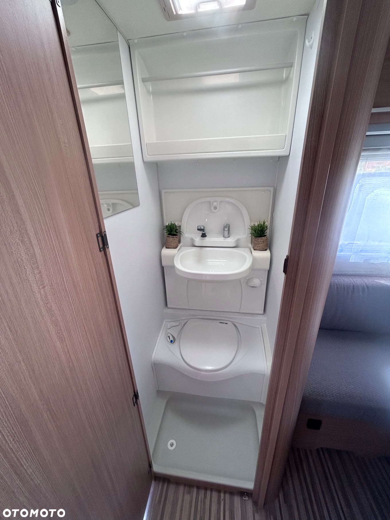 Adria Aviva 390 PS - 18