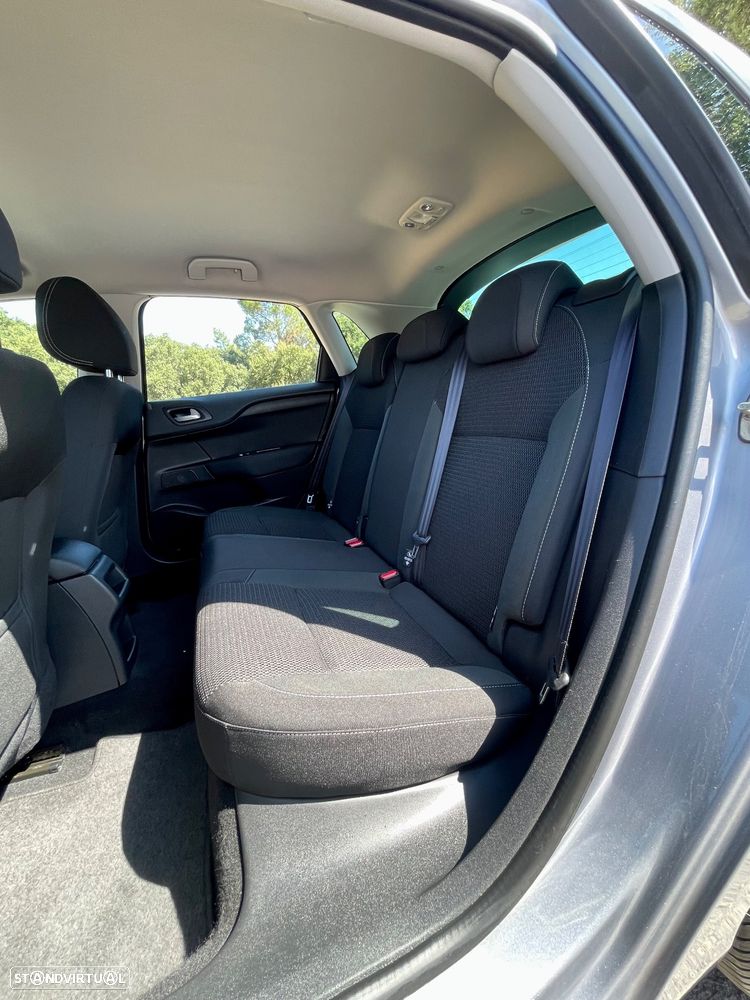 Citroën C4 1.2 PureTech Feel - 18