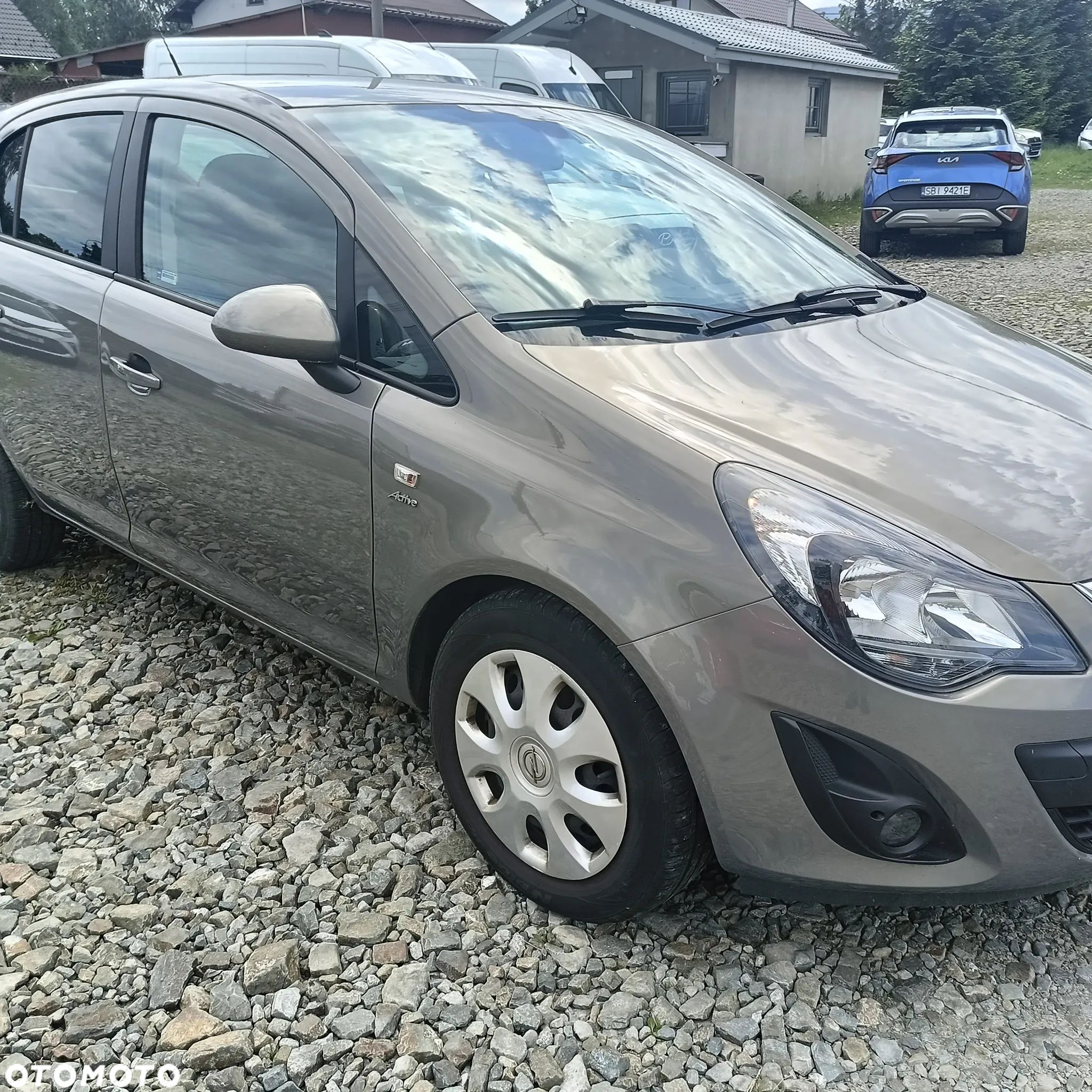 Opel Corsa 1.2 16V Cosmo - 1