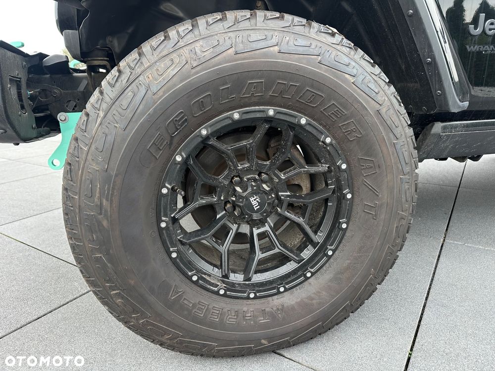 Jeep Wrangler 3.6 Unlim Sahara - 23