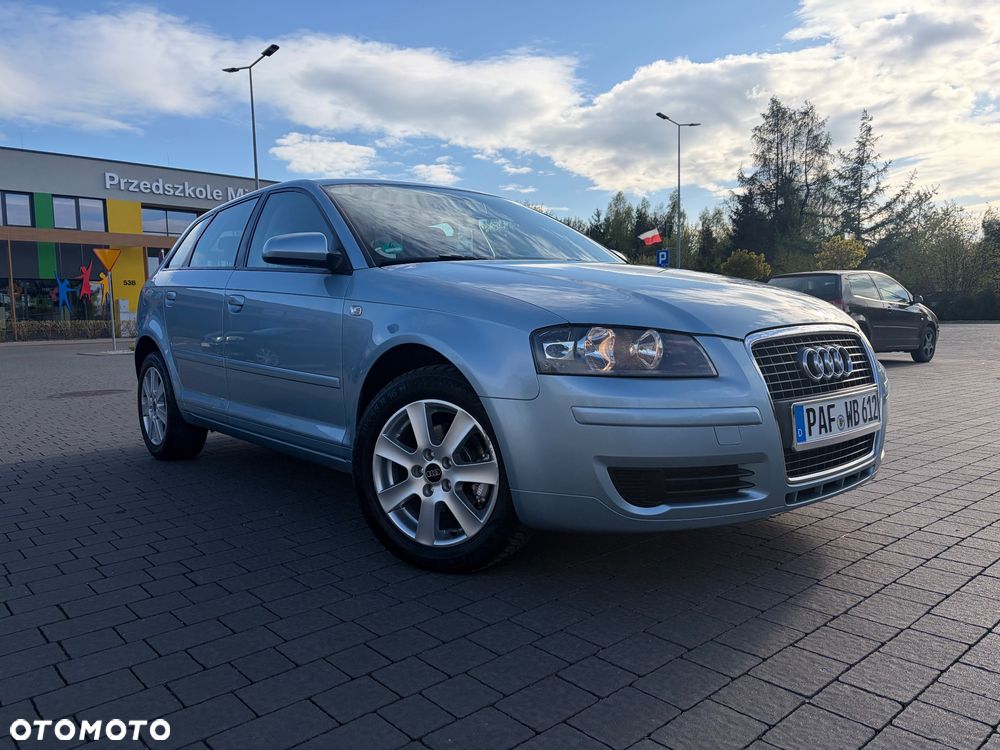 Audi A3 Sportback - 2