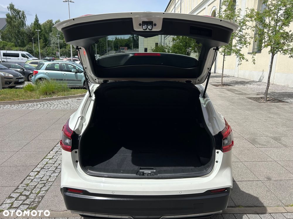 Nissan Qashqai 1.3 DIG-T Tekna DCT - 22