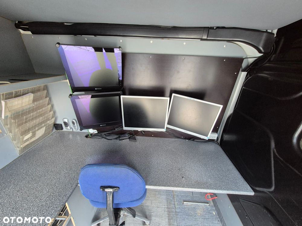 Ford Transit 2.2 TDCi / L3H2 / SERWISOWY / MOBILNY WARSZTAT / ASENIZACYJNY / BLASZAK / SERWISOWANY / 1 WŁ / EURO 5 / KAMERA DO KANALIZACJI - 19