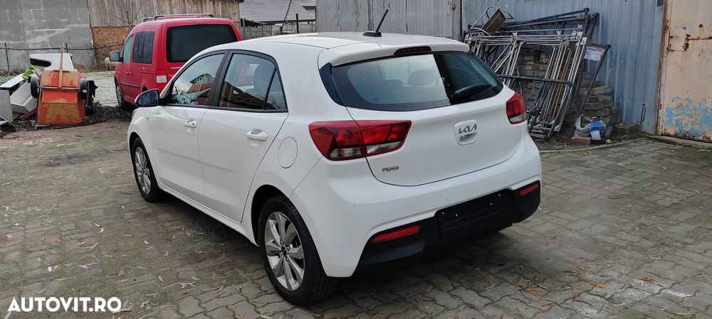 Kia Rio 1.0 T-GDI 100 Spirit - 4