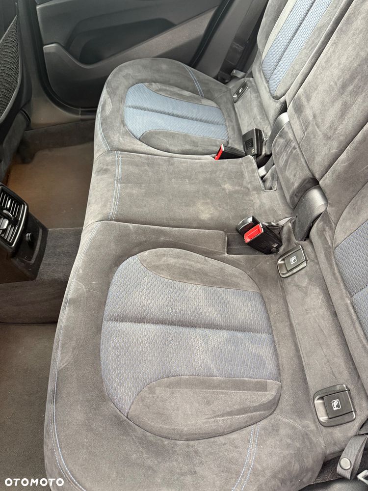 BMW X1 - 13