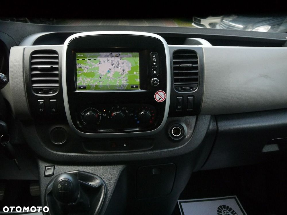 Renault Trafic - 22