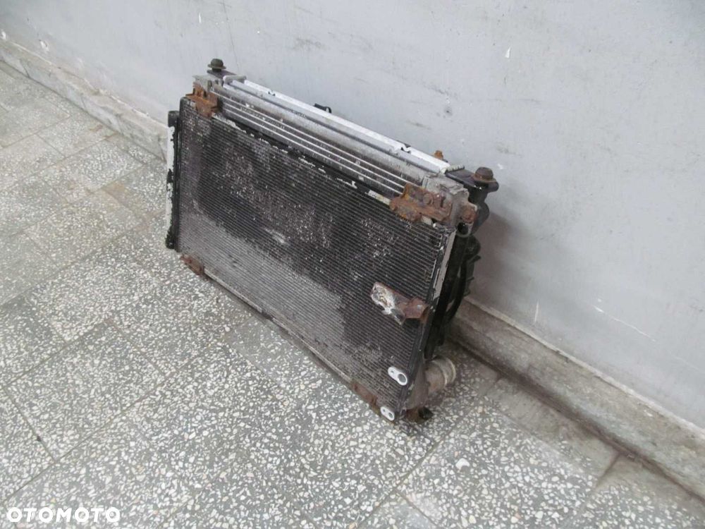 LEXUS IS220 CHLODNICA WENTYLATOR KPL 05-10 - 3