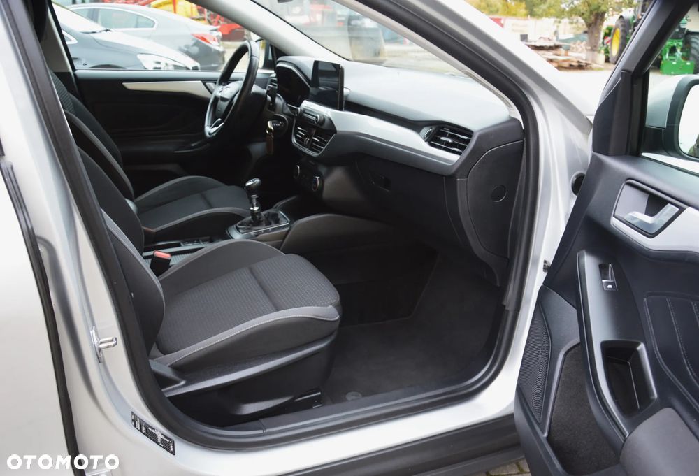 Ford Focus - 29