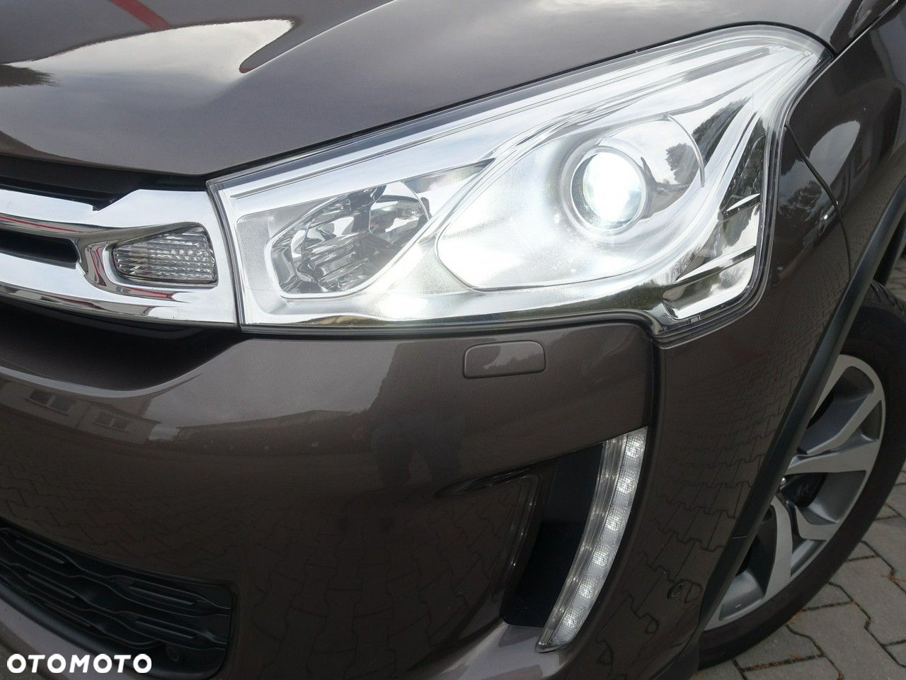 Citroën C4 Aircross 1.8 e-HDi STT 4x2 Exclusive - 4