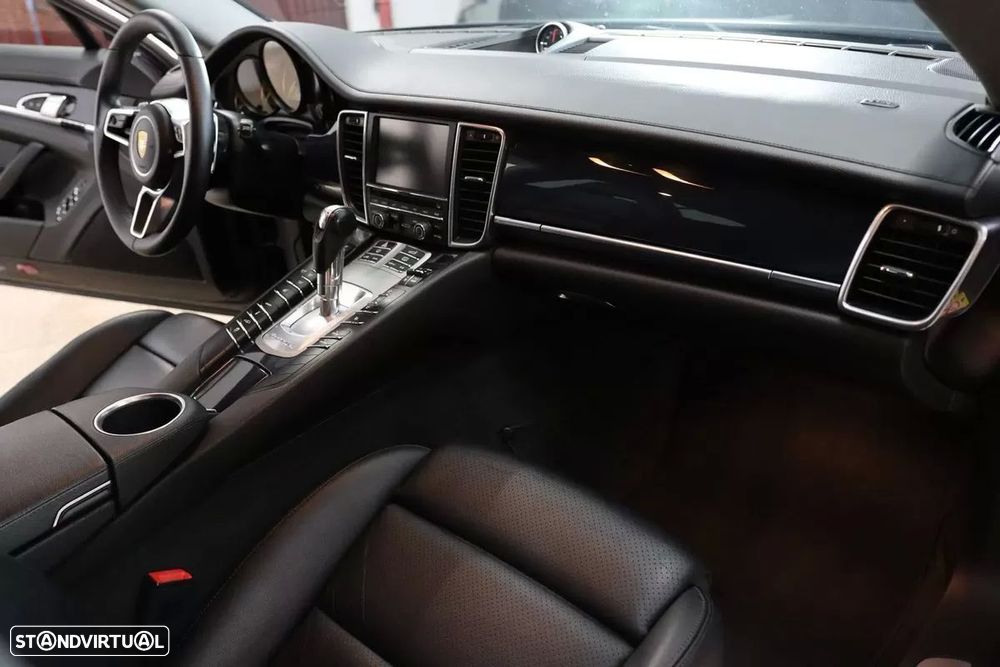Porsche Panamera S E-Hybrid - 32