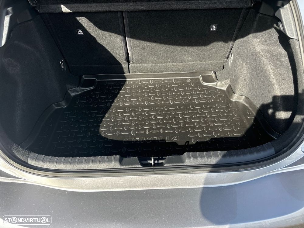 Toyota Corolla - 11