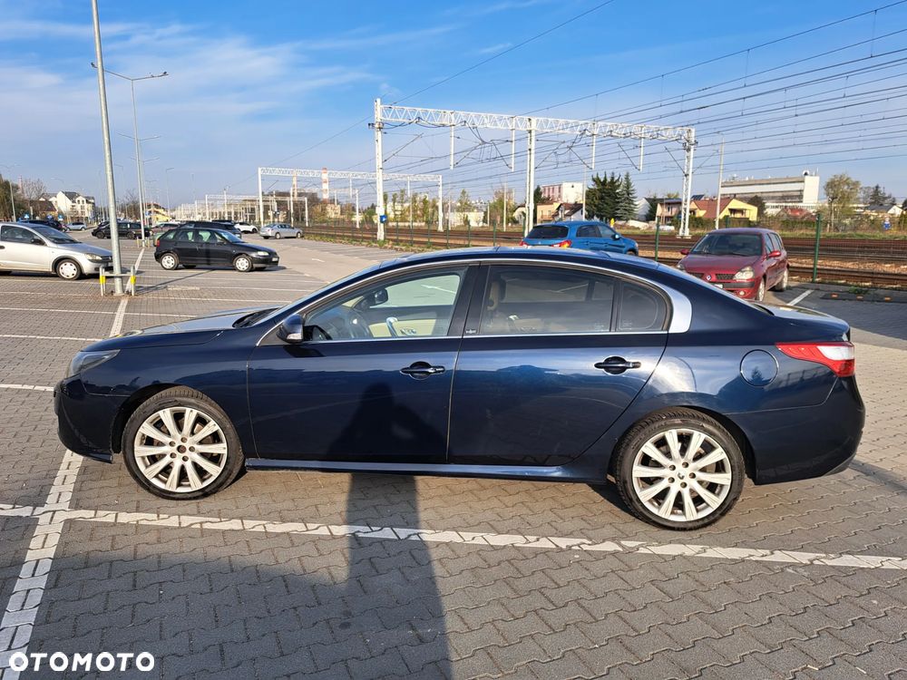 Renault Latitude - 5