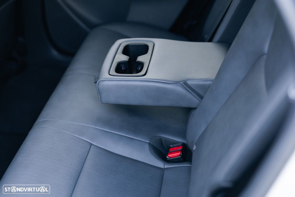 Lexus RZ 300e Premium - 34