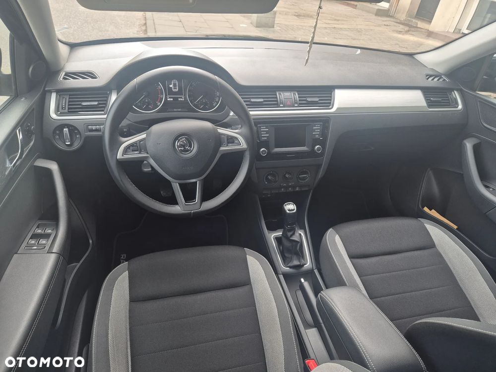 Skoda RAPID 1.2 TSI Ambition - 9