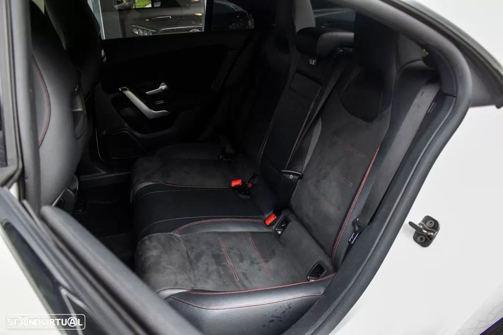 Mercedes-Benz CLA 180 d Shooting Brake AMG Line Aut. - 26