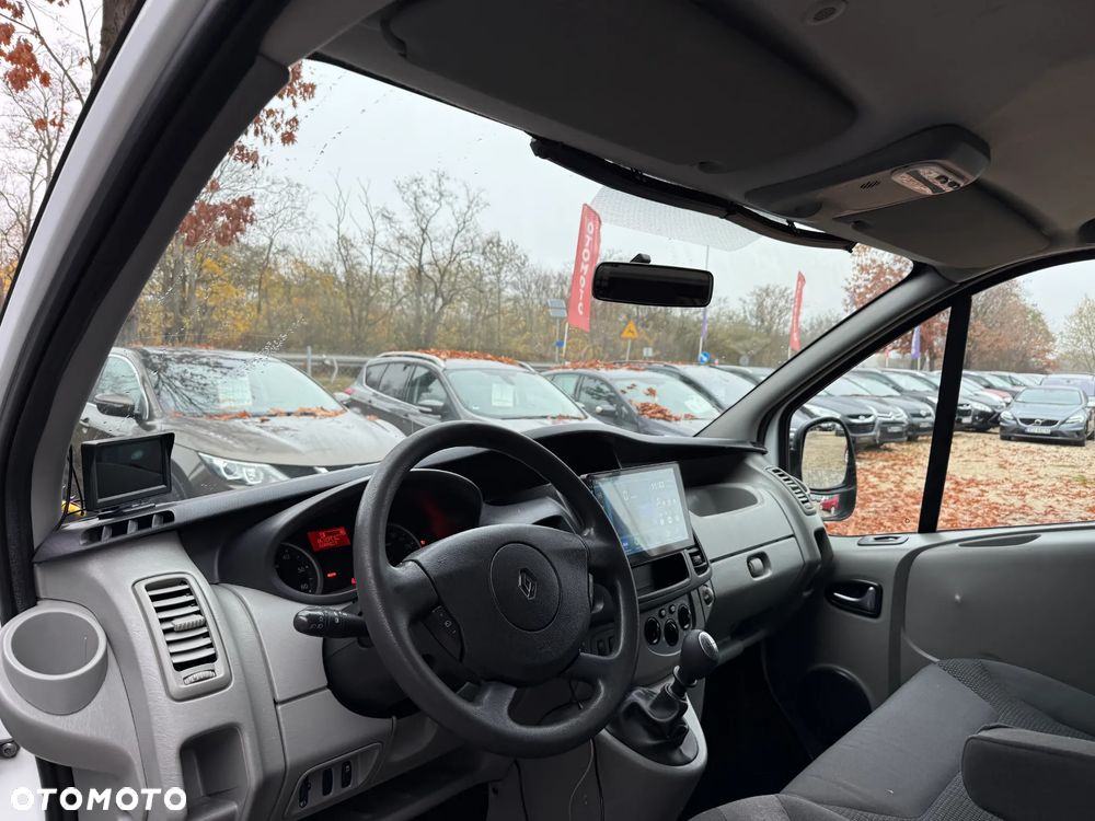Renault Trafic 2.0 dCi limatyzacja Elektryczne Szyby Gwarancja - 12