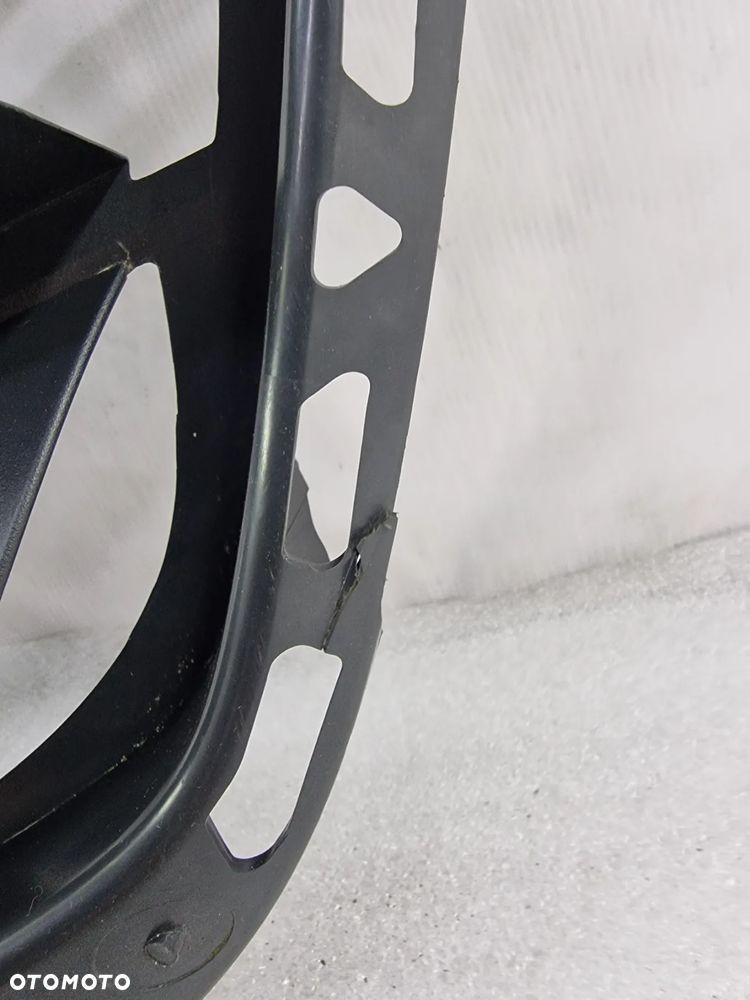 MERCEDES SPRINTER W906 LIFT 13- ATRAPA / GRILL PRZEDNI PRZÓD , NR A9068880523 / A9068800785 / A9068800885 , NR AUKCJI GL806 - 10