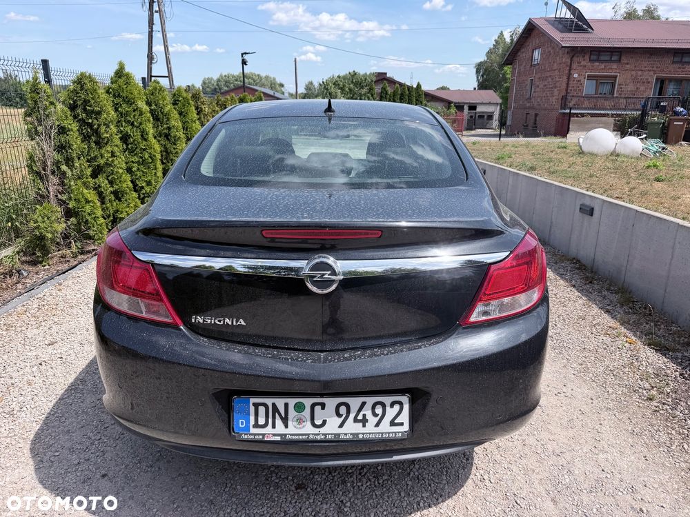 Opel Insignia 1.8 - 4