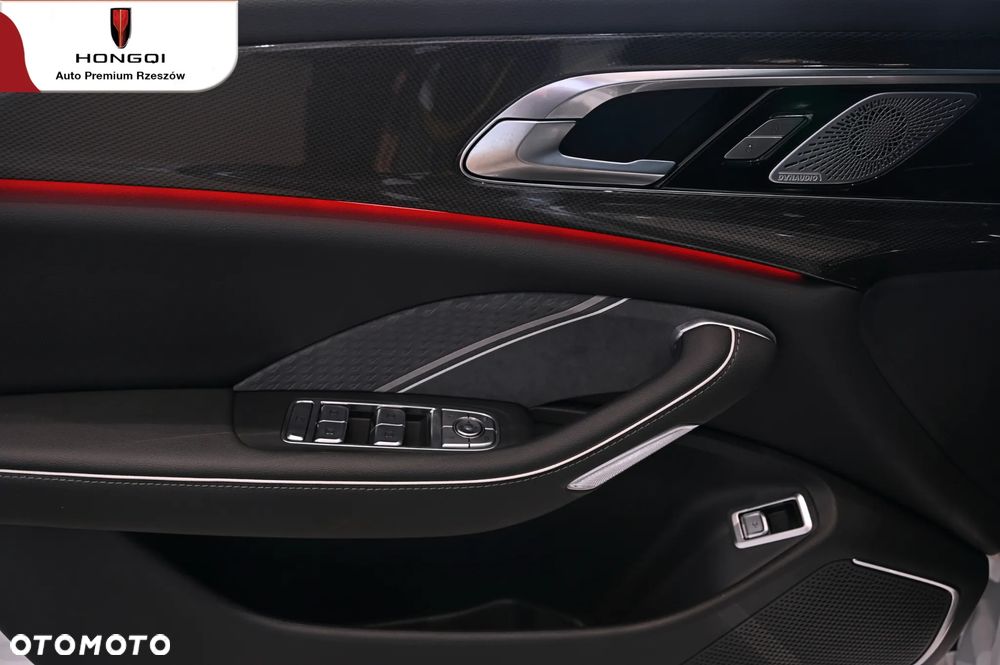 Hongqi H6 - 10