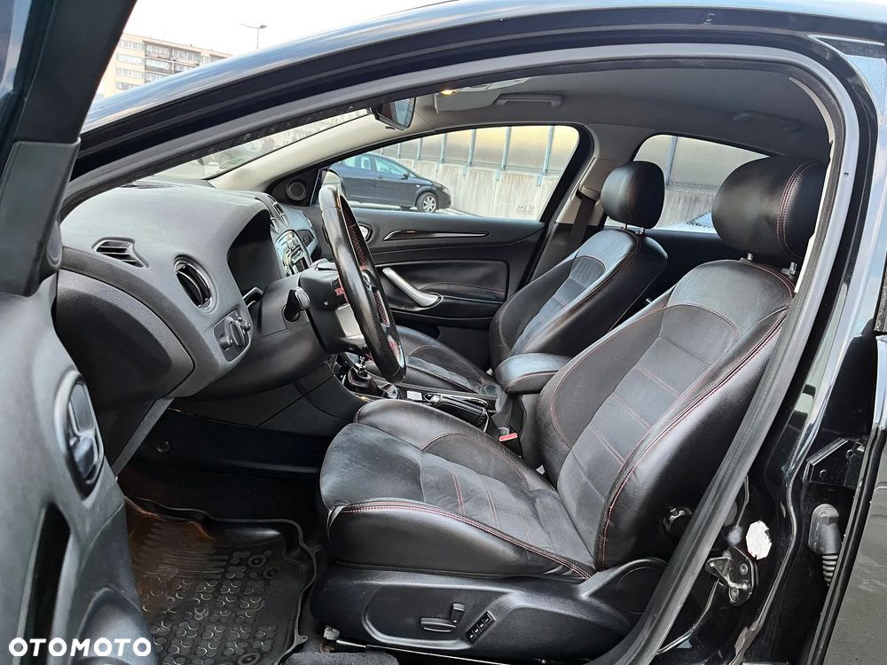 Ford Mondeo 2.5 Titanium S - 11