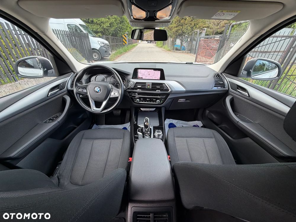 BMW X3 xDrive20i GPF Advantage - 7