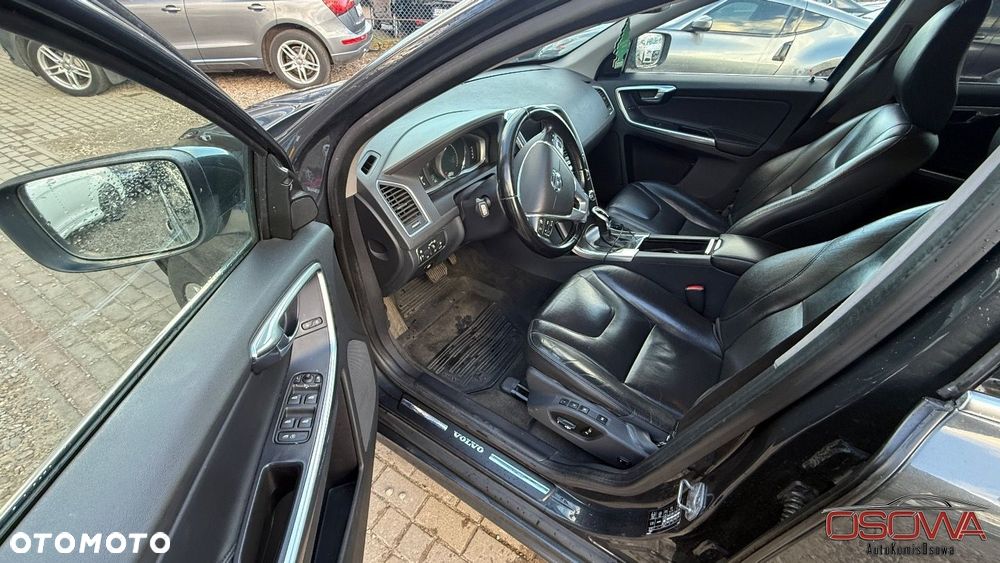 Volvo XC 60 D4 AWD Geartronic Summum - 23