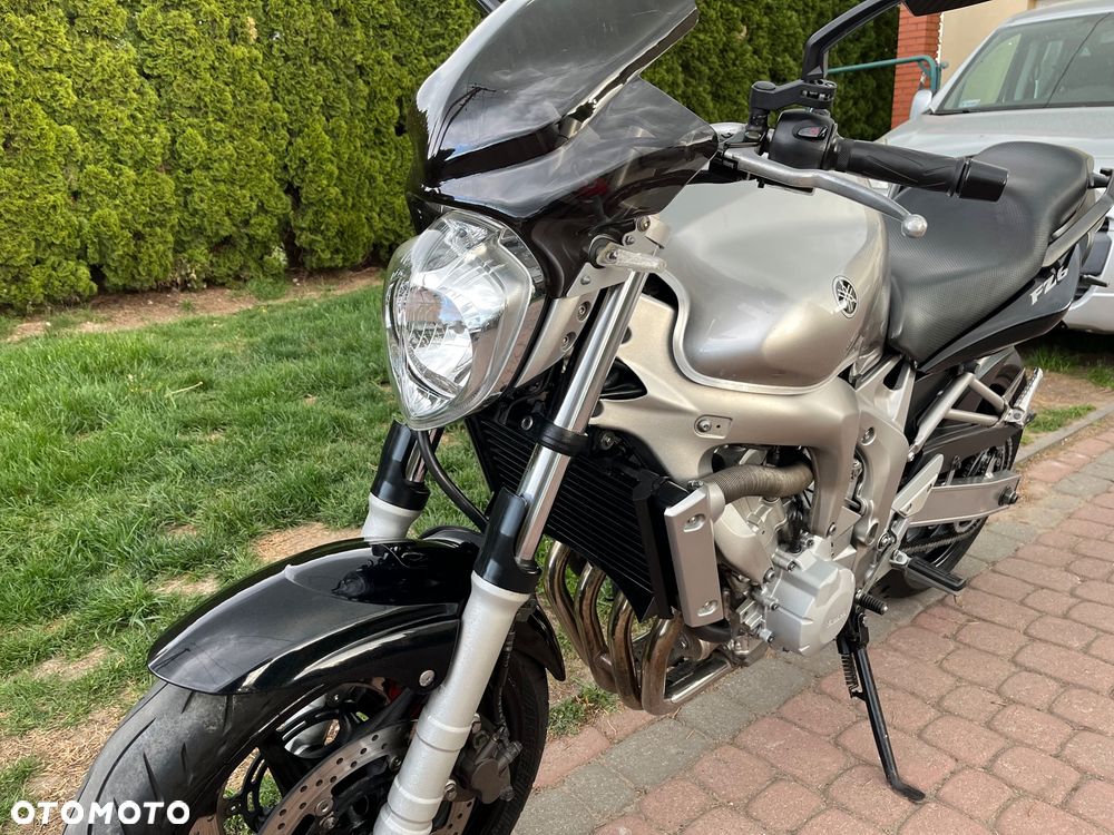 Yamaha FZ6 - 21