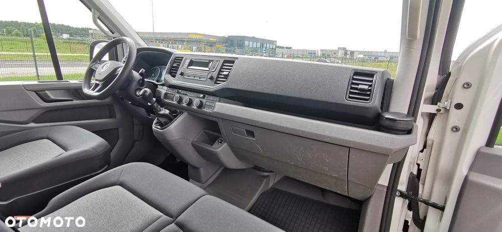Volkswagen Crafter - 11