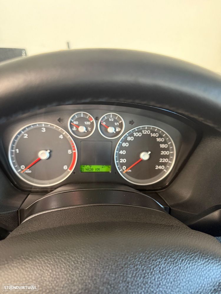 Ford Focus 1.6 TDCi Sport - 13