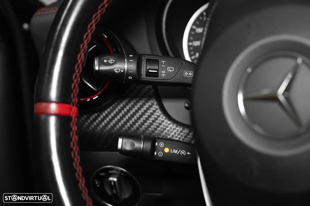 Mercedes-Benz A 45 AMG - 10