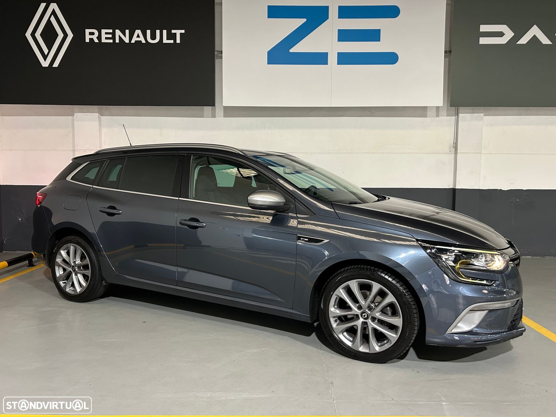 Renault Mégane Sport Tourer 1.5 Blue dCi GT Line - 1