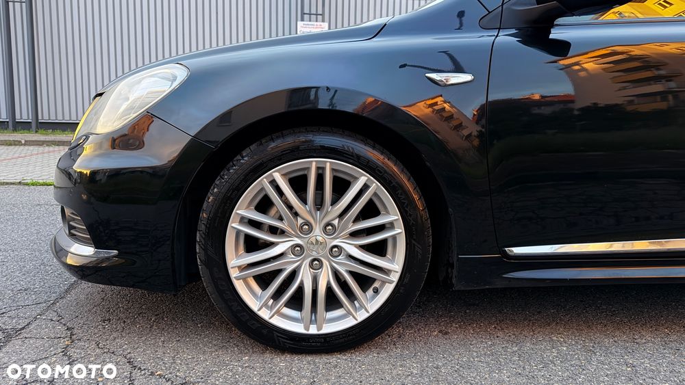 Suzuki Kizashi 2.4 4x4 CVT Sport - 22