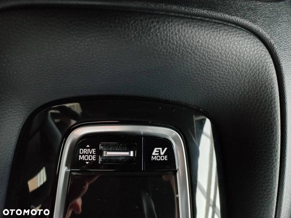 Suzuki Swace 1.8 Hybrid Premium Plus CVT - 21