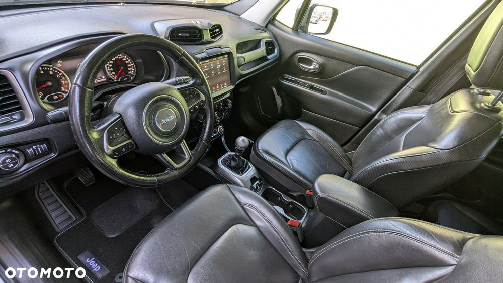 Jeep Renegade - 10