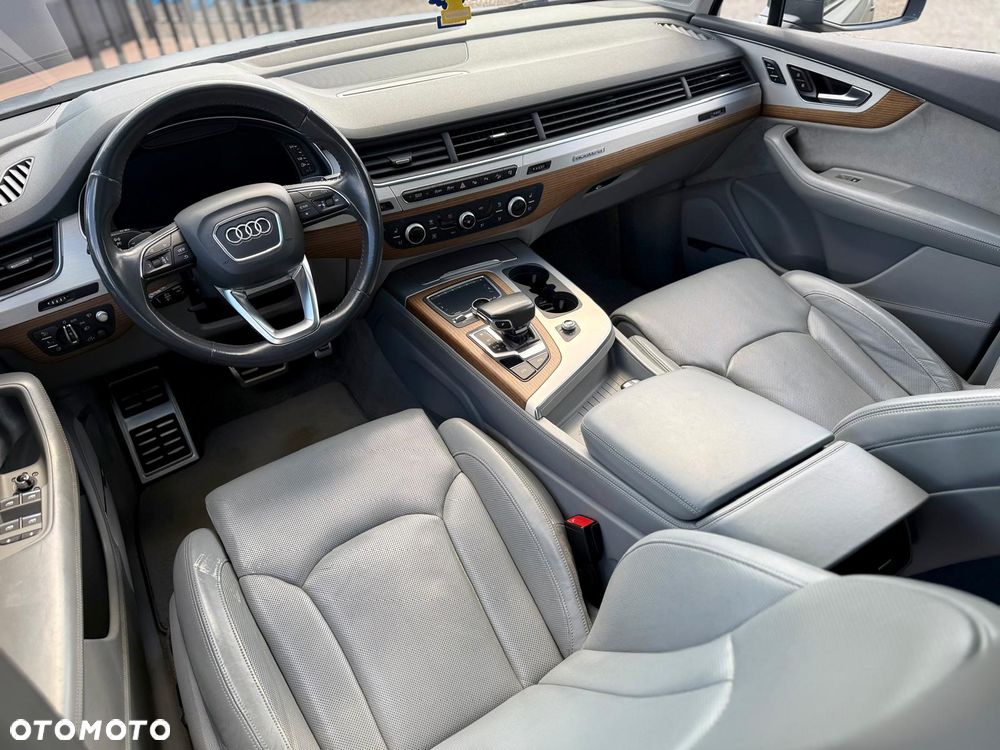 Audi SQ7 4.0 TDI Quattro Tiptronic - 5