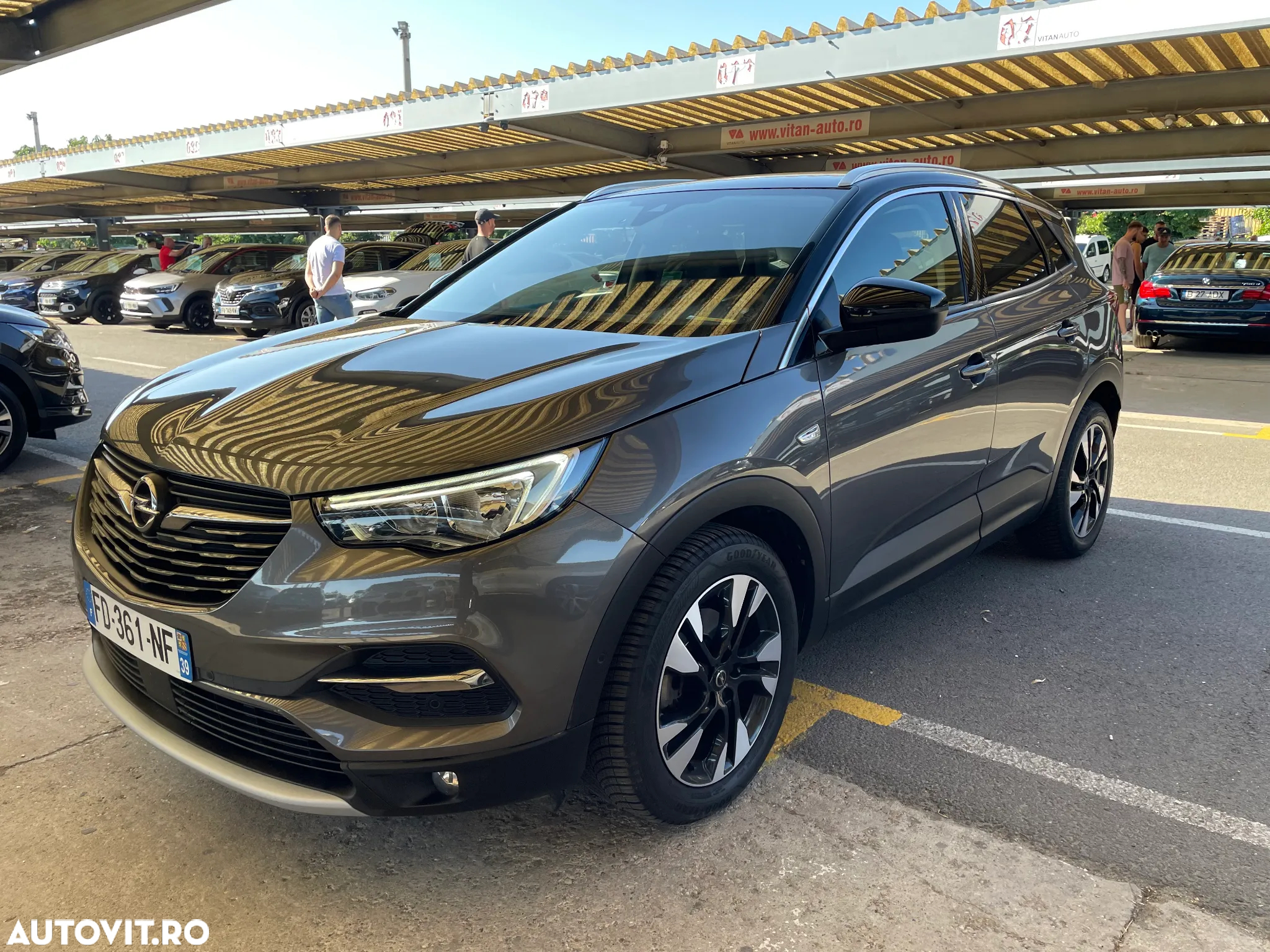 Opel Grandland X 1.2 Start/Stop Automatik Design Line - 3