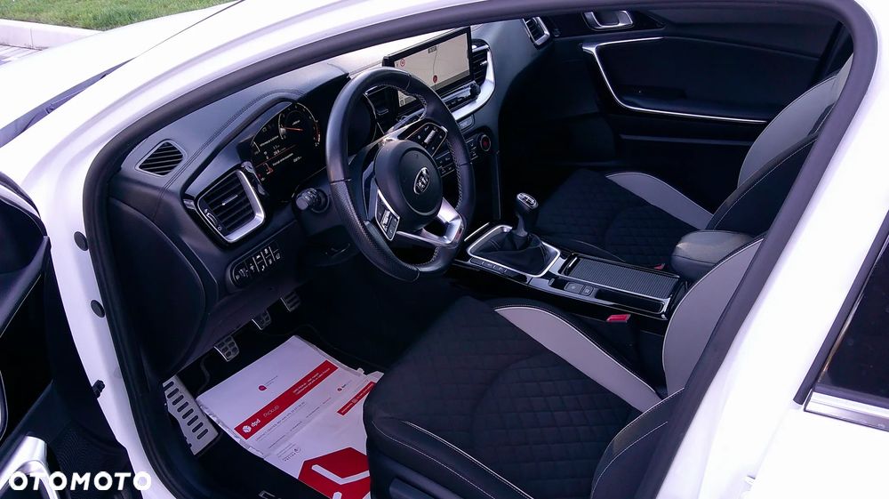 Kia ProCeed 1.0 T-GDI GT Line - 24