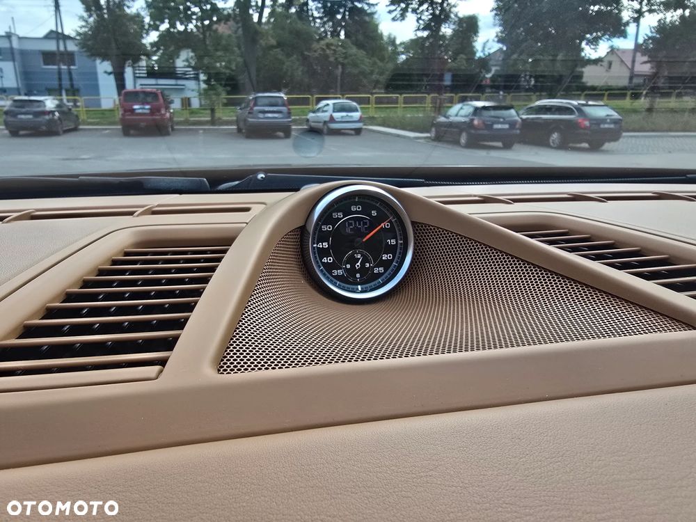 Porsche Panamera Turbo - 27