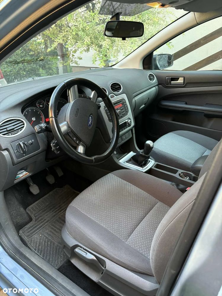 Ford Focus - 12