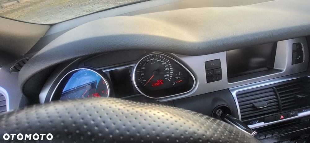 Audi Q7 3.0 TDI Quattro Tiptronic - 11