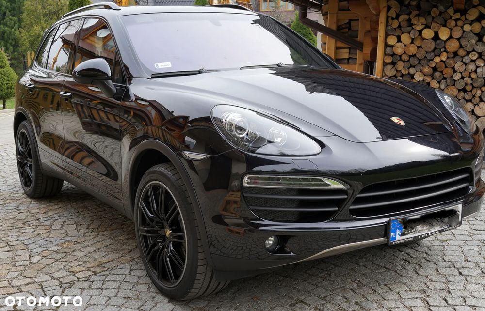 Porsche Cayenne S - 1