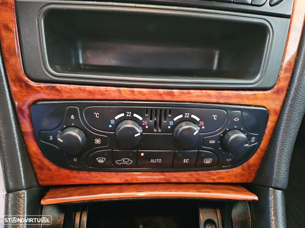 Mercedes-Benz C 220 CDi Classic - 12