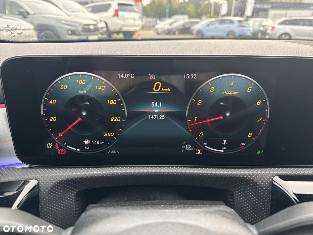Mercedes-Benz CLA 200 AMG Line 7G-DCT - 16