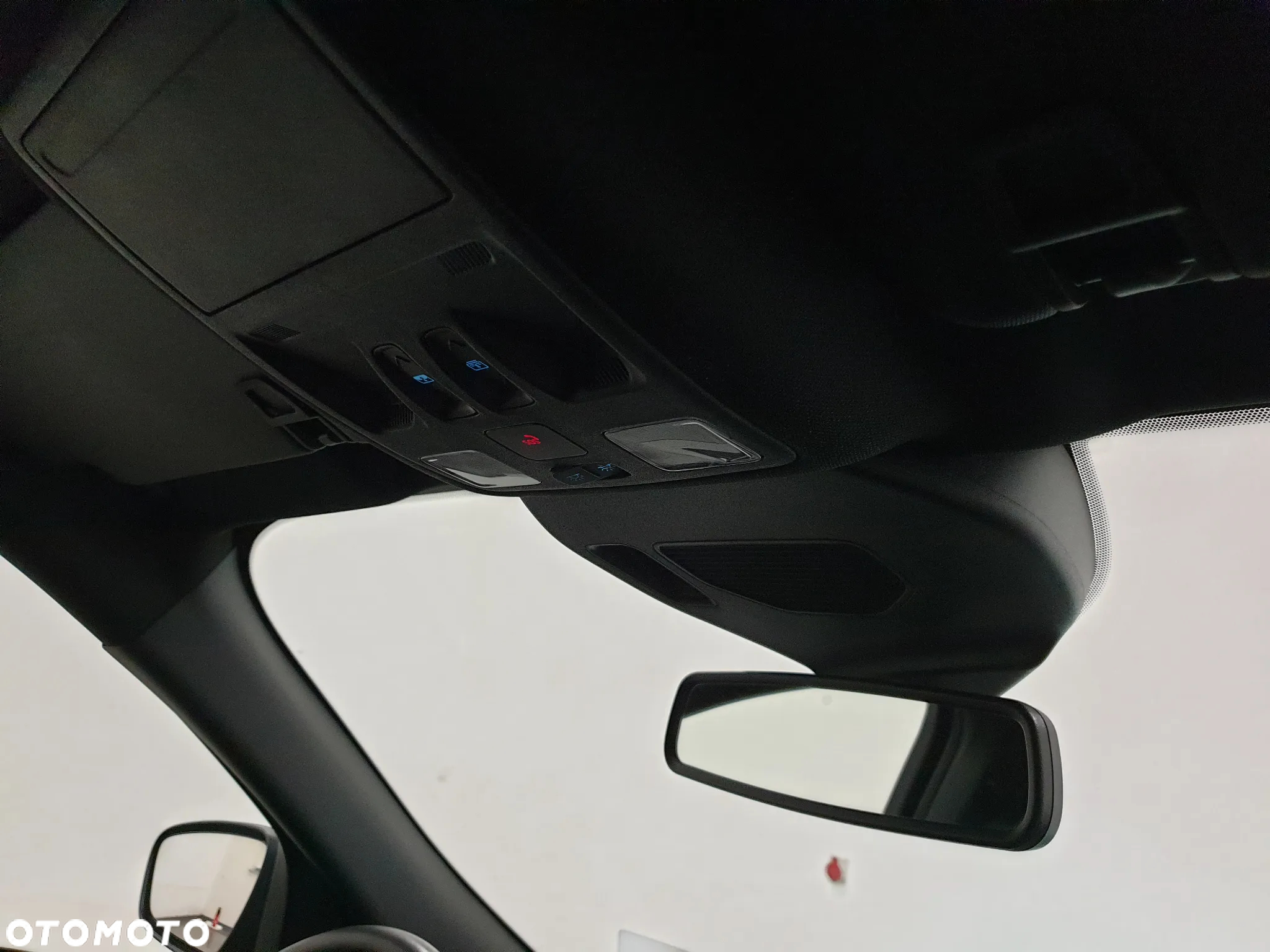 Ford Kuga 2.0 EcoBlue 4x4 ST-LINE X - 29